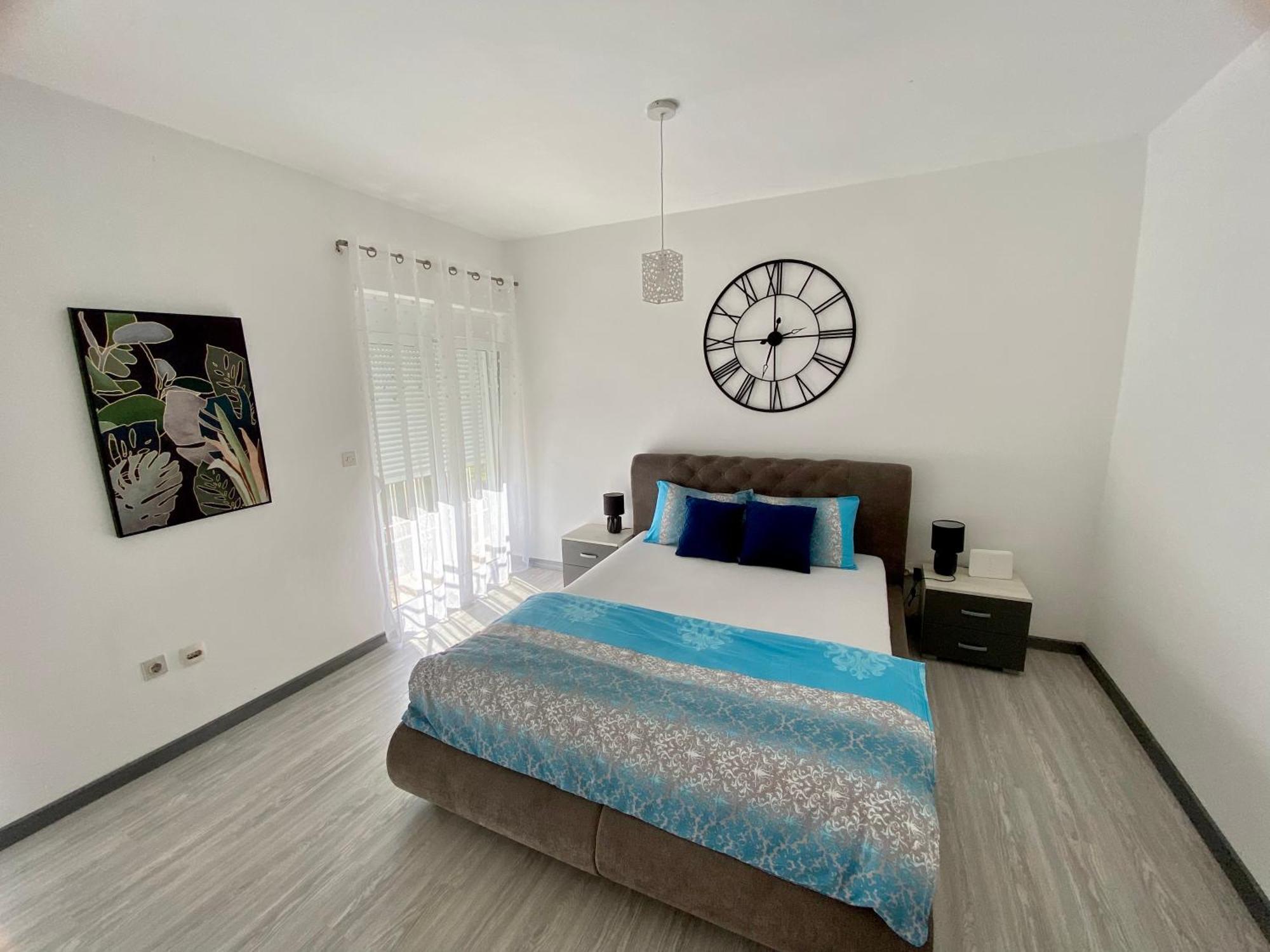 Banicevic Apartmani Thenovici Exterior photo