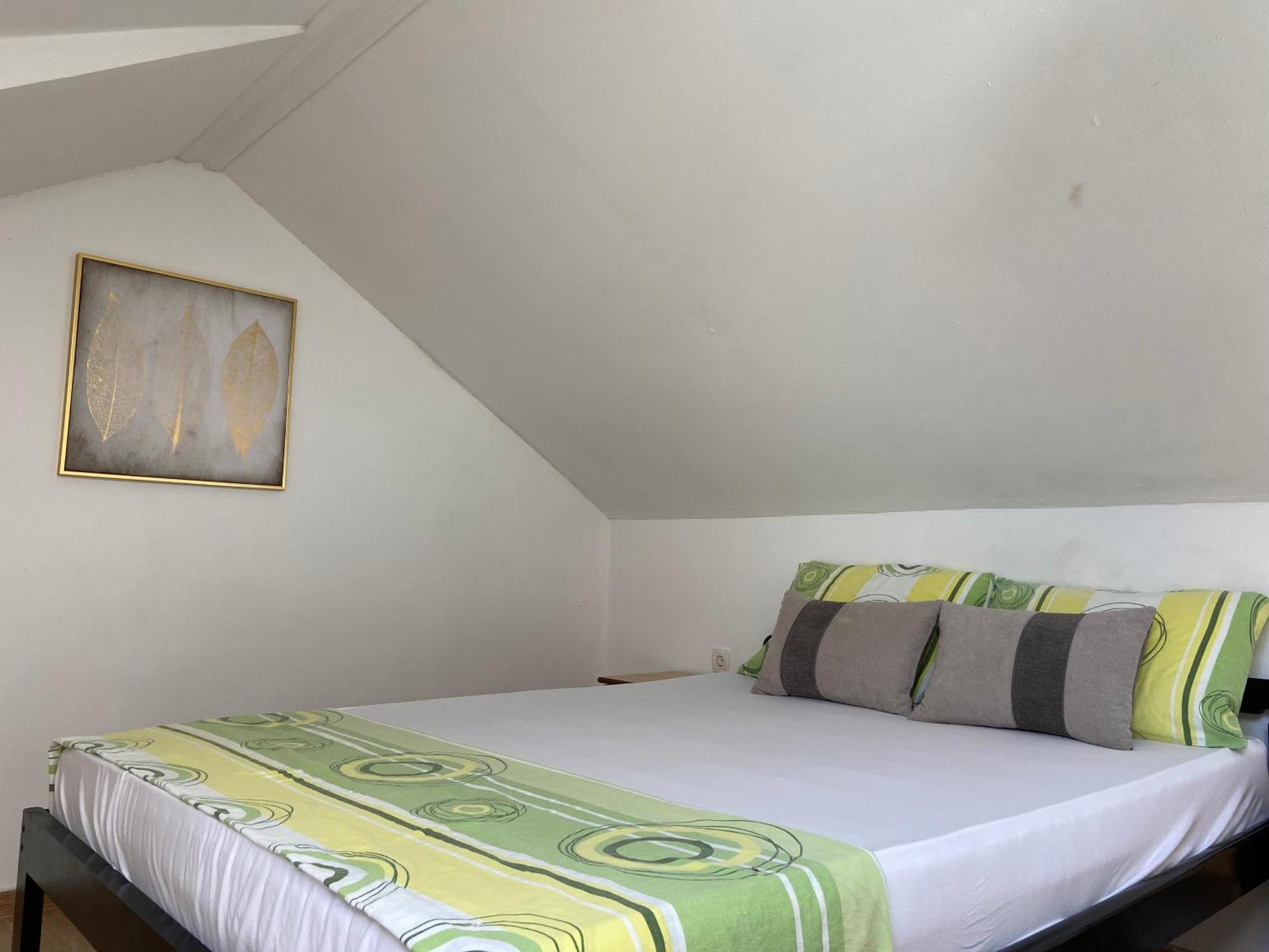 Banicevic Apartmani Thenovici Room photo